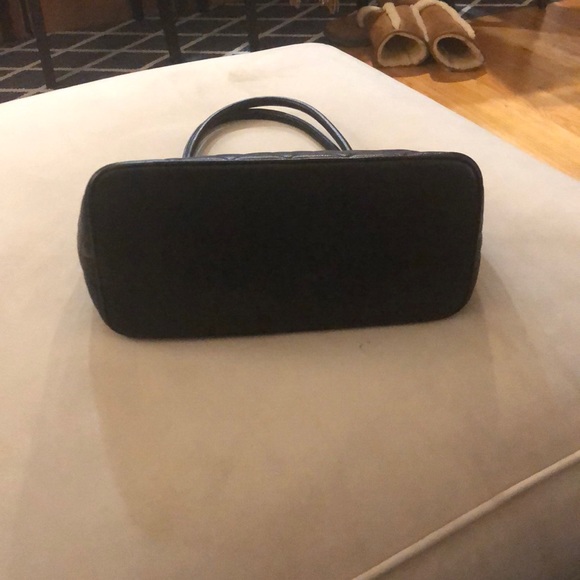 Quilted leather Chanel Medallion bag w/serial card - Picture 5 of 7